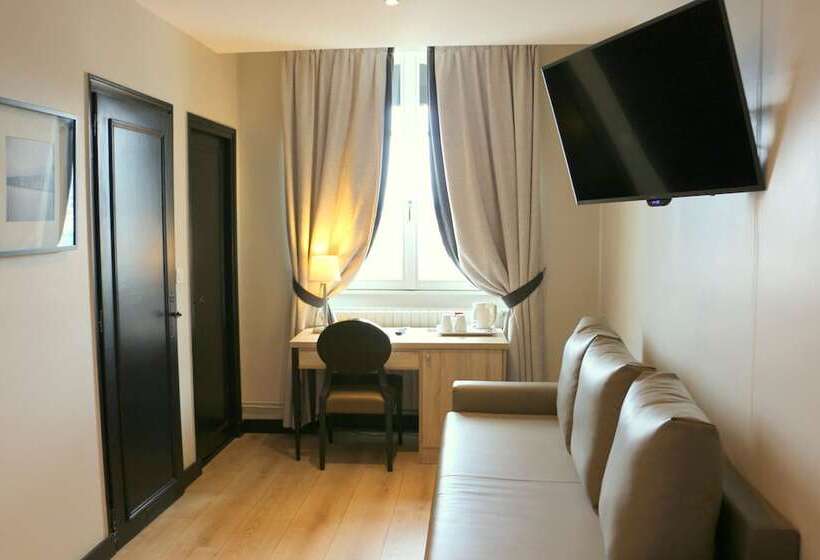 Номер Superior с Видом, Best Western Le Cheval Blanc  Vue Sur Le Port Plein Centre Ville