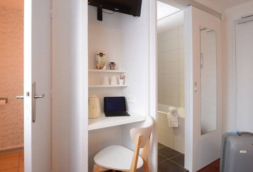 Семейный Номер, Contact Hotel Arc En Ciel Colmar