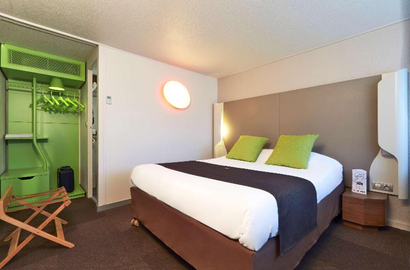 Номер Стандарт, Campanile St Etienne Centre   Villars La Terrasse