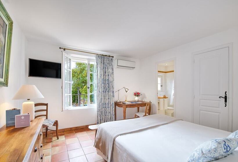 Quarto Estandar, La Ferme D Augustin
