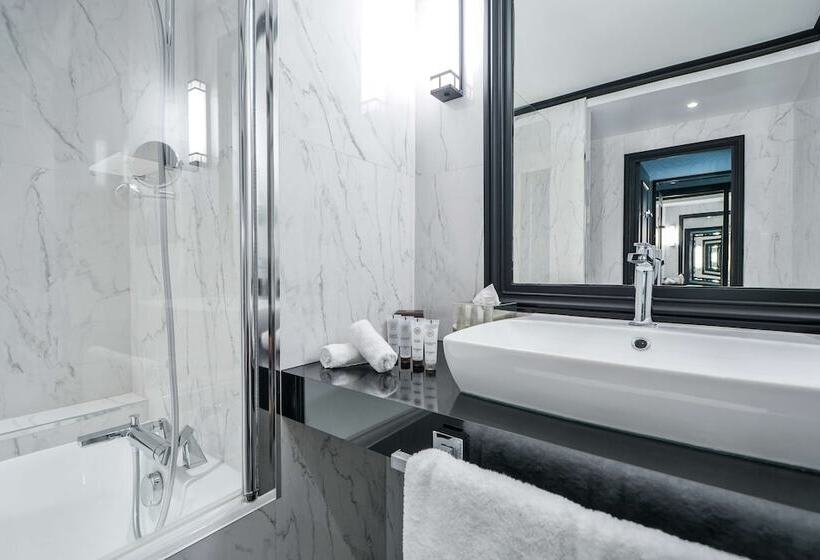 اتاق استاندارد با تخت دوبل, Maison Astor Paris, Curio Collection By Hilton