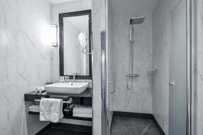 اتاق استاندارد, Maison Astor Paris, Curio Collection By Hilton