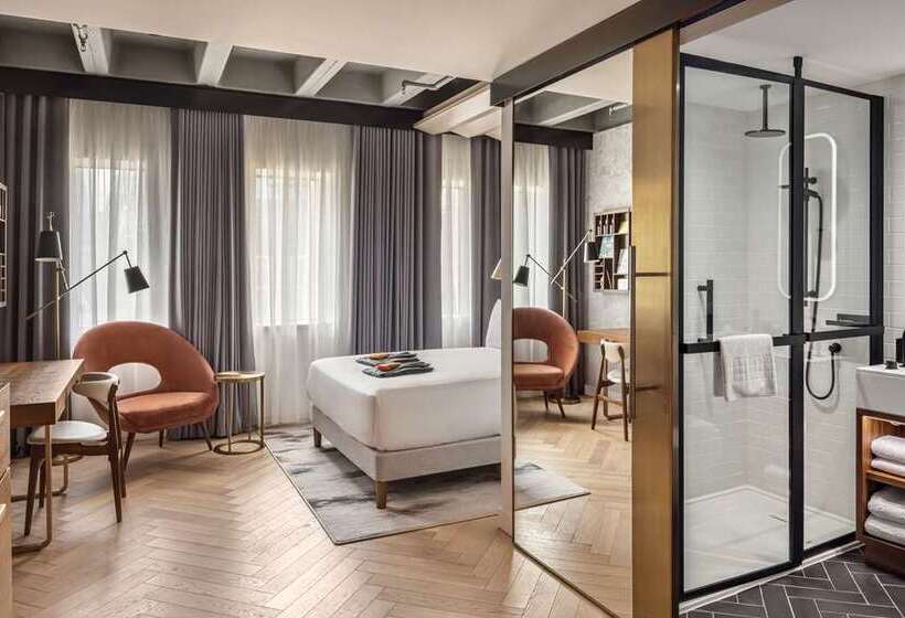 اتاق پرمیوم, Maison Astor Paris, Curio Collection By Hilton