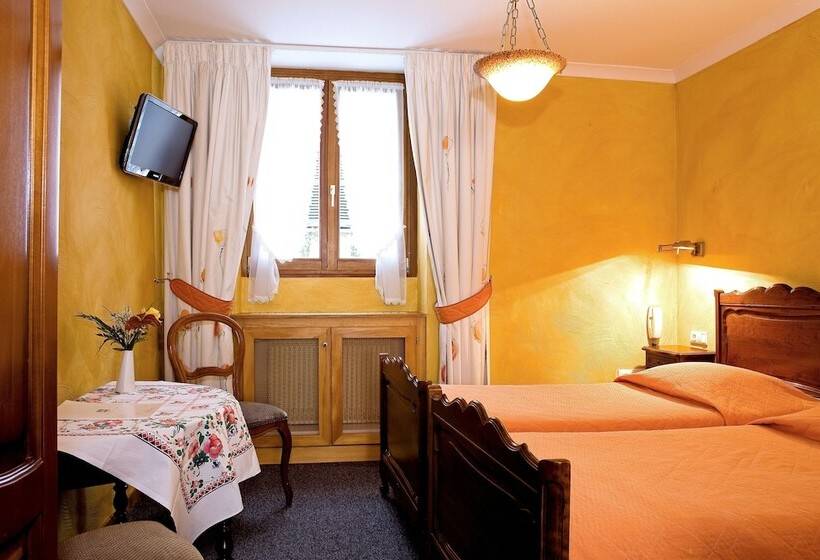 Номер Стандарт, Hôtel A La Vignette   Colmar Nord