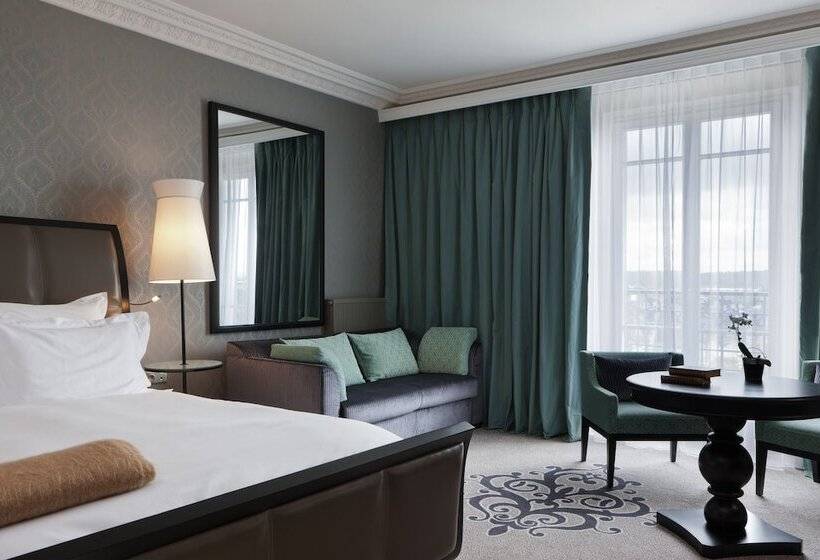 ガーデンビューファミリールーム, Le Grand Hotel De Cabourg   Mgallery Hotel Collection