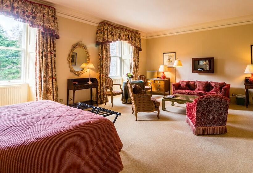 سوییت جونیور, Inverlochy Castle