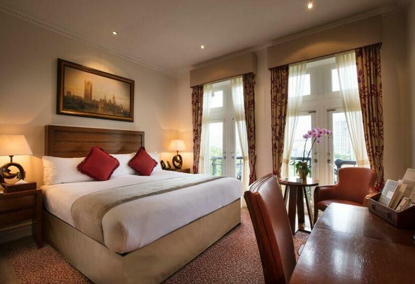 اتاق استاندارد با تخت بزرگ, The Royal Horseguards Hotel, London