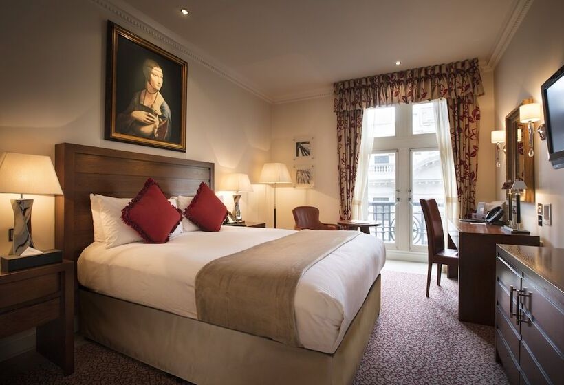 디럭스 룸, The Royal Horseguards Hotel, London
