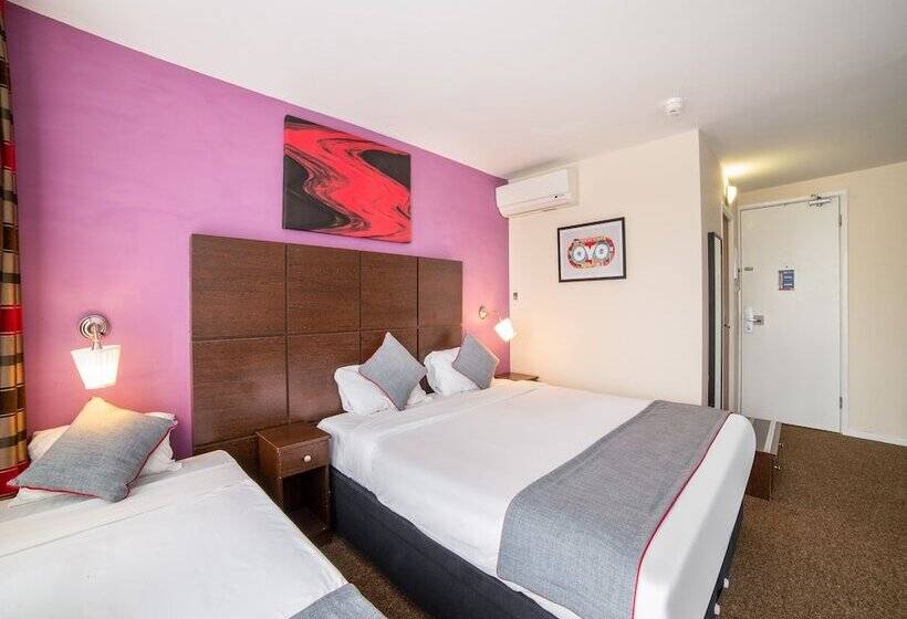 Quarto Quádruplo Standard, The Chiltern