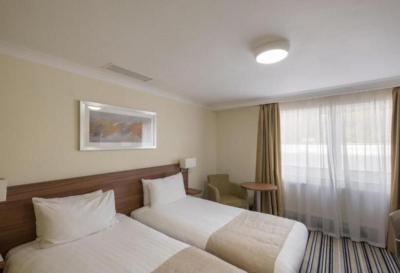 اتاق پرمیوم, Holiday Inn Swindon, An Ihg