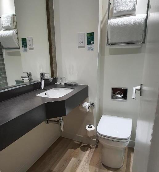 اتاق استاندارد, Holiday Inn Swindon, An Ihg