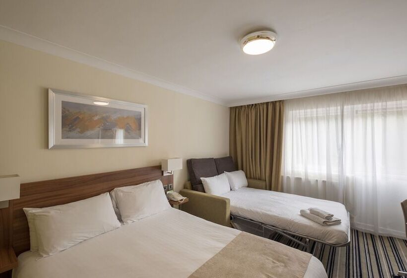 اتاق پرمیوم, Holiday Inn Swindon, An Ihg