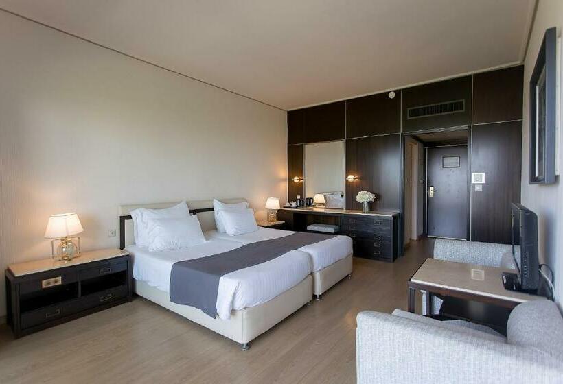 Номер Стандарт Вид на Озеро, Corfu Holiday Palace