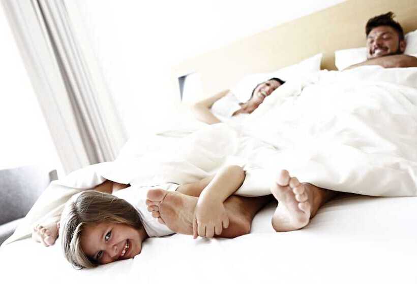 Номер Executive, Novotel Athens
