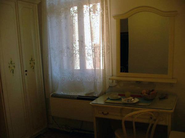 Quarto standart individual, Airone