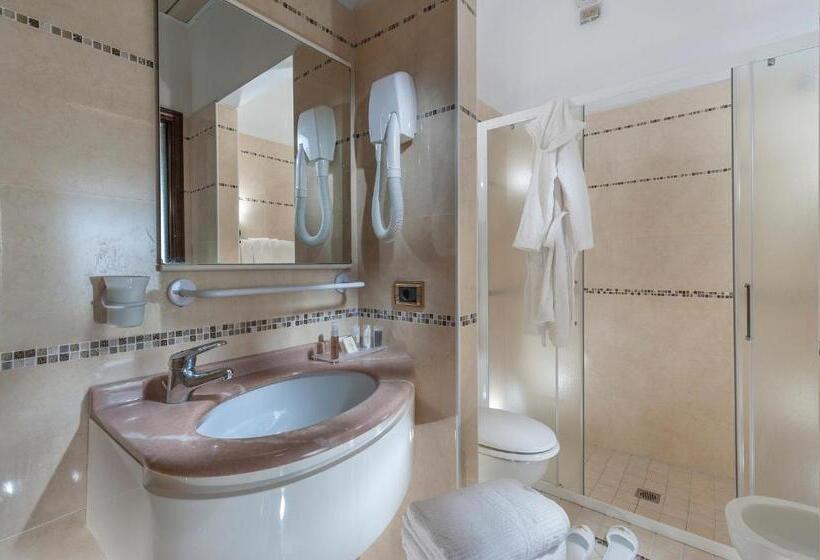 اتاق استاندارد, Gambrinus   Valentini Family Village