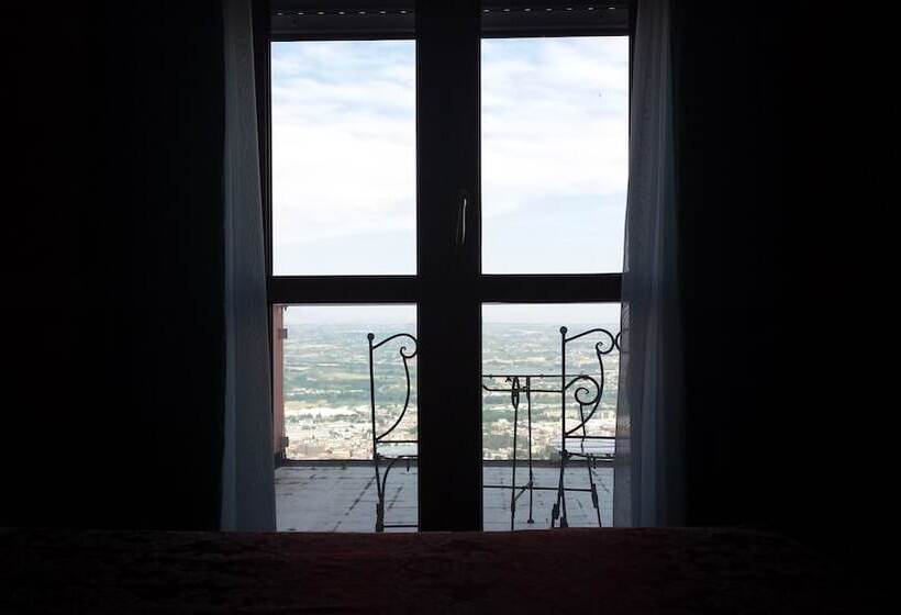 اتاق استاندارد, Grande Albergo Abruzzo