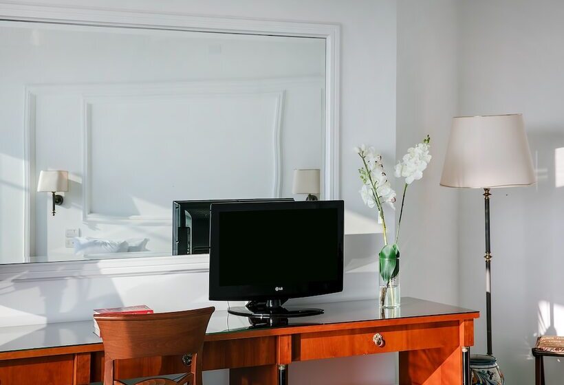 Полулюкс Вид на Море, & Spa Bellavista Francischiello