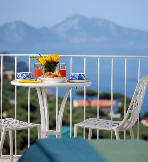 Классический Номер Вид на Море, & Spa Bellavista Francischiello