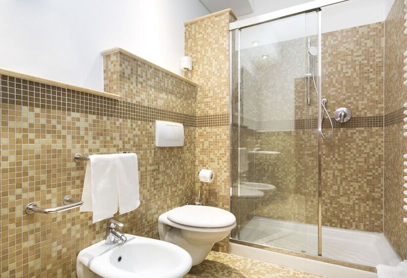Номер Стандарт, B&b Hotel Modena