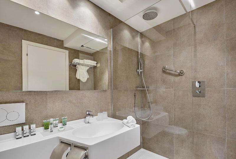اتاق پرمیوم, Crowne Plaza Rome St. Peter S, An Ihg