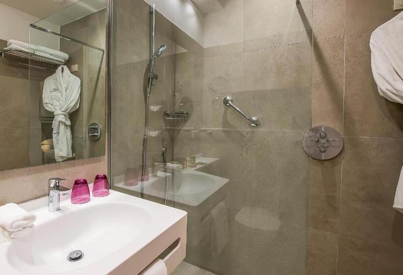 اتاق استاندارد با تخت دوبل, Crowne Plaza Rome St. Peter S, An Ihg
