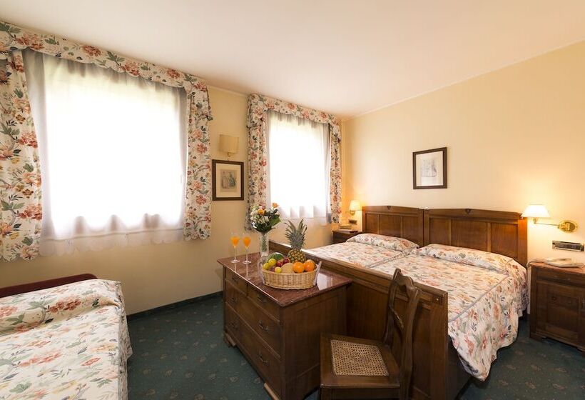 Номер Стандарт Трехместный, Relais Leon D'oro
