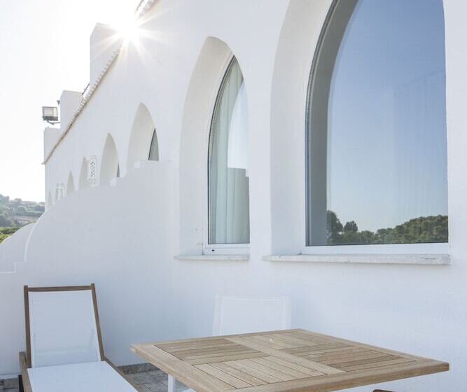 Junior Suite Widok Boczny Morze, Falkensteiner Resort Capo Boi