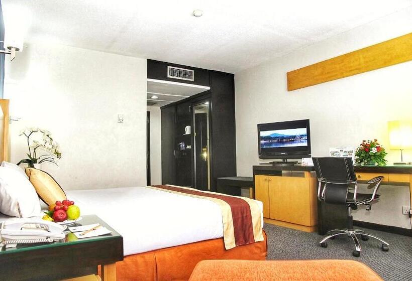Quarto Deluxe, Jayakarta Hotel Jakarta
