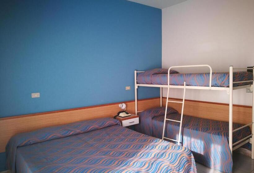 Четырехместный Номер Стандарт, Village Club Santa Caterina