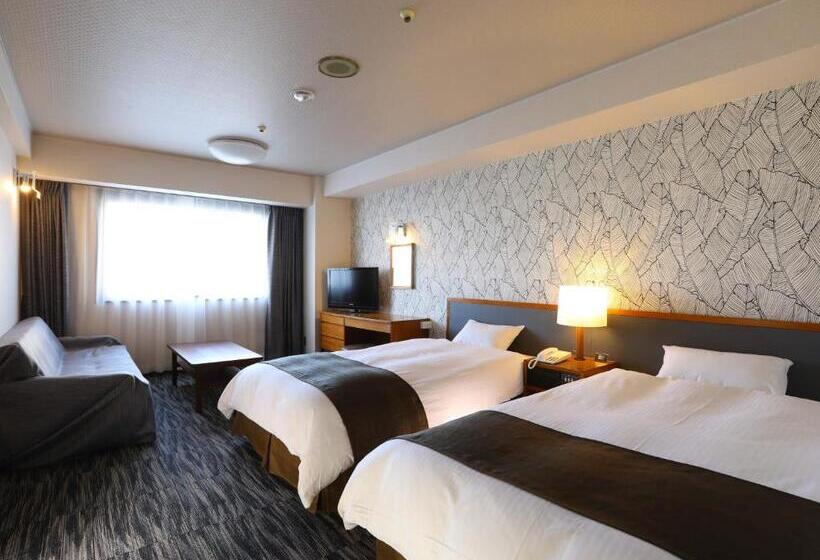 Номер Стандарт, Hachinohe Grand