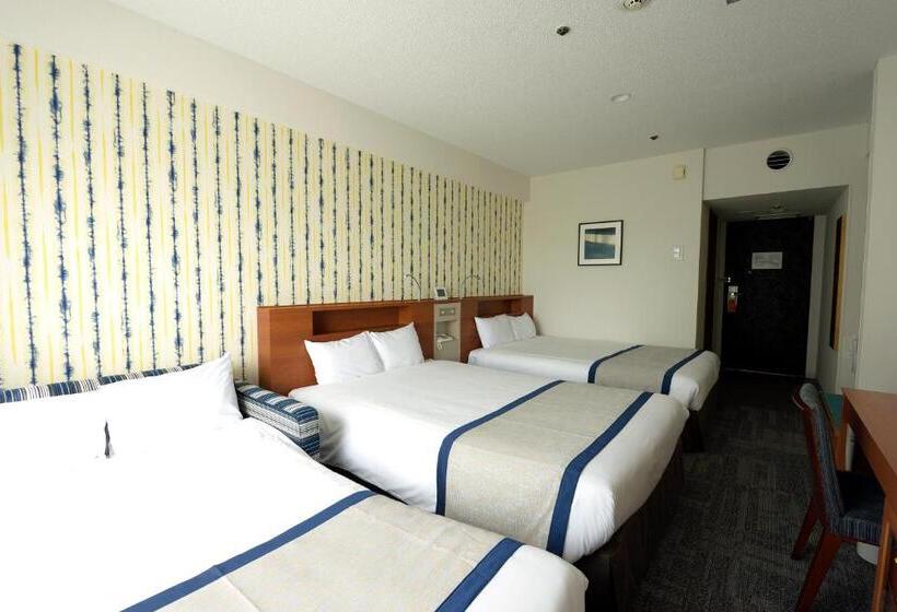Номер Стандарт Трехместный, Narita Tobu Hotel Airport