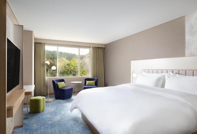 디럭스 스위트 킹 침대, The Westin Miyako Kyoto