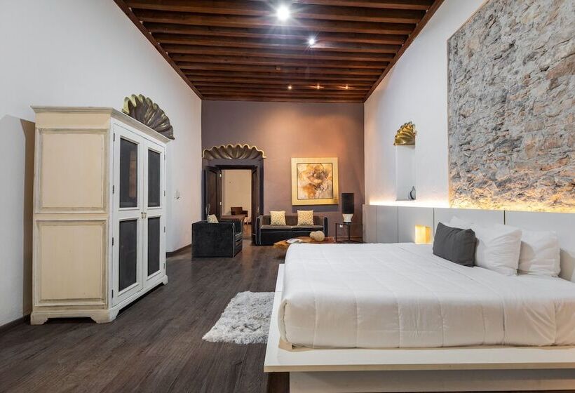 سوییت, Mesón De Santa Rosa Luxury