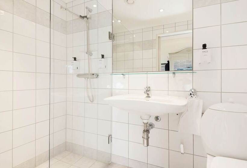 Семейный Номер, Scandic Park Sandefjord
