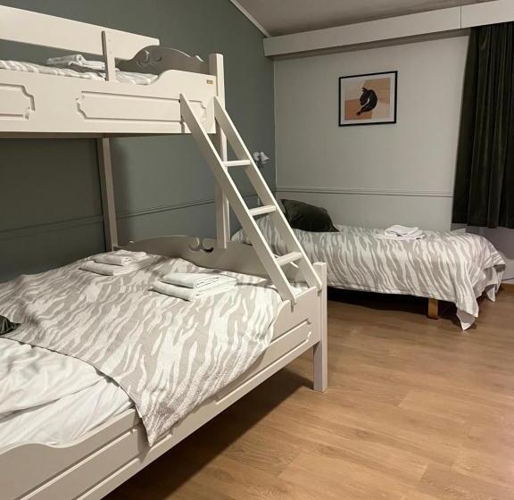 标准三人间, Stor Elvdal Hotell