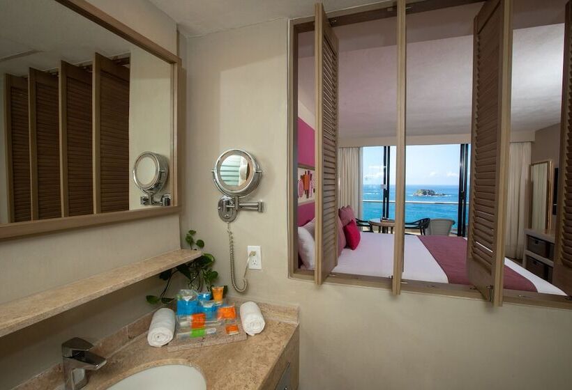 Bağlantılı Aile Odası, Sunscape Dorado Pacifico Ixtapa Resort & Spa  All Inclusive