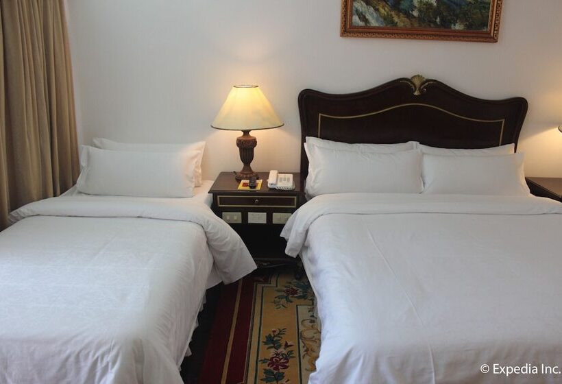اتاق لوکس, Fort Ilocandia Resort Hotel
