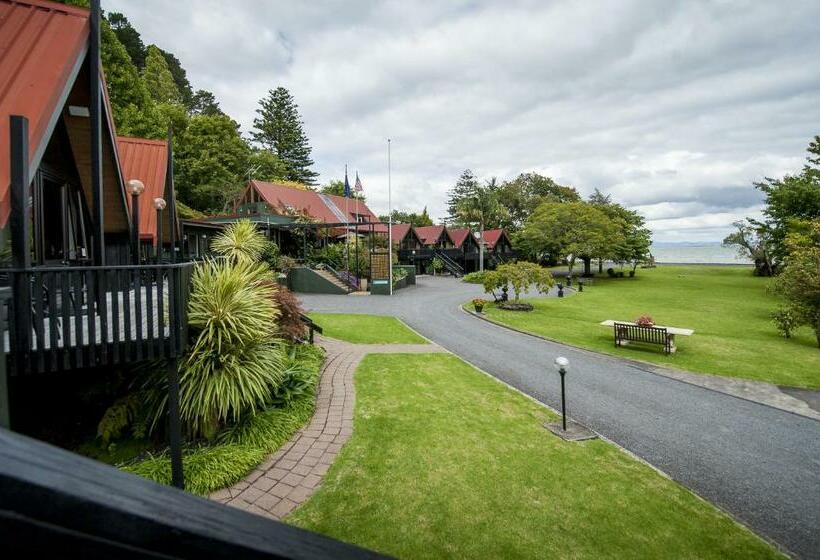 샬레, Coastal Motor Lodge