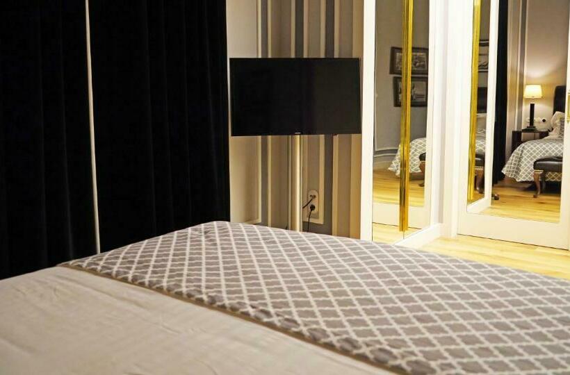 سوییت, Grande Hotel Do Porto