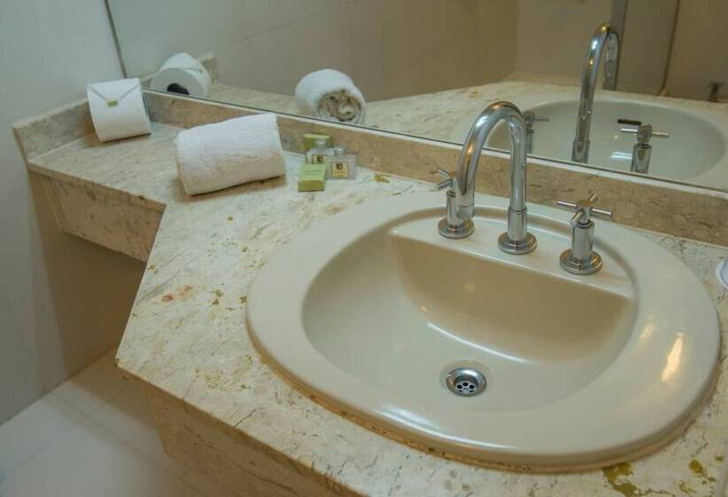 اتاق سوپریور یک تخته, Guarani Asuncion