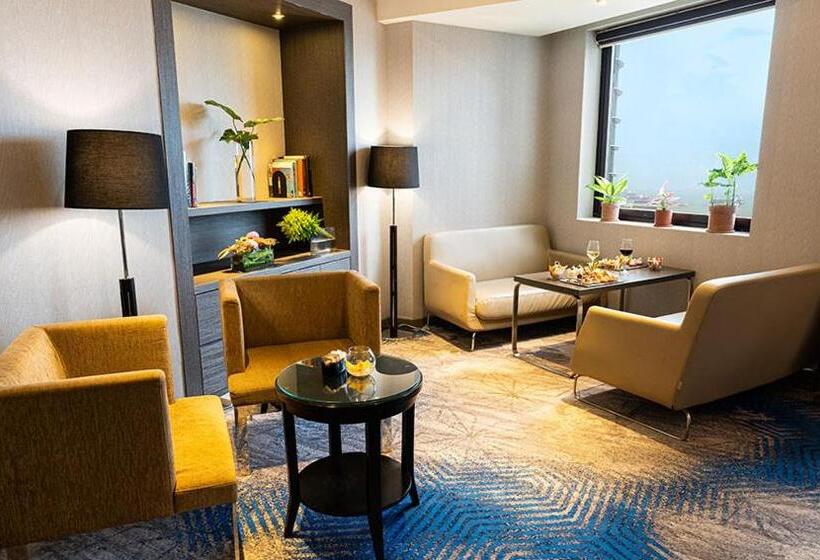 اتاق کلاب, M Hotel Singapore City Centre
