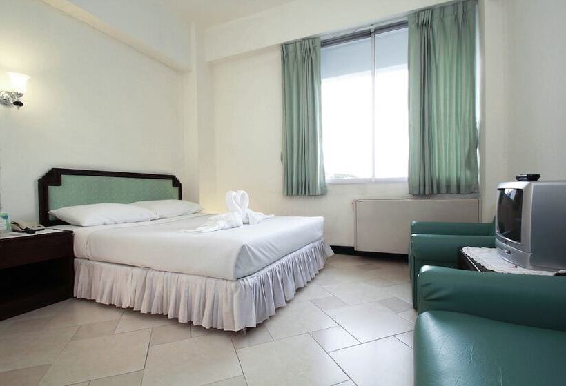 Номер Стандарт, The International Hotel Chiang Mai   Ymca
