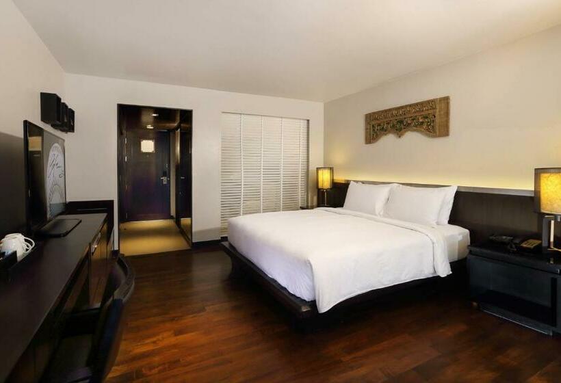 스탠다드 룸 킹사이즈 침대, Le Meridien Phuket Beach Resort