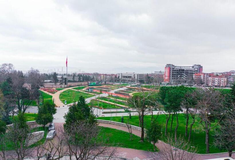 سوییت خانوادگی, Kirci Thermal & Spa