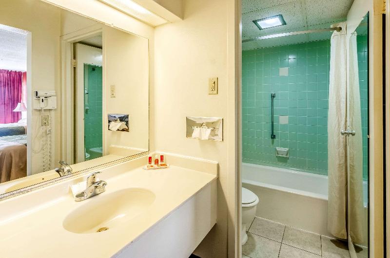 标准间, Econo Lodge