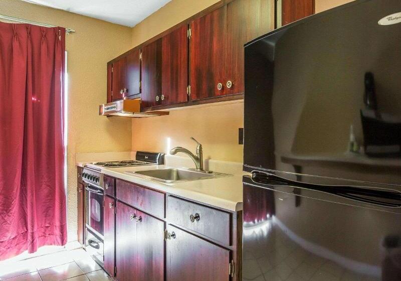 Стандартный Номер Кровать Кинг, Quality Inn & Suites Cameron Park Shingle Springs