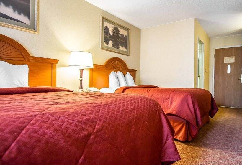 Номер Стандарт 2 Двуспальные Кровати, Quality Inn At Bangor Mall