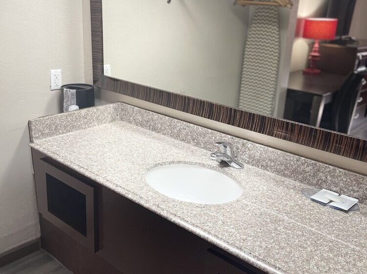 Номер Стандарт, Royal Inn & Suites