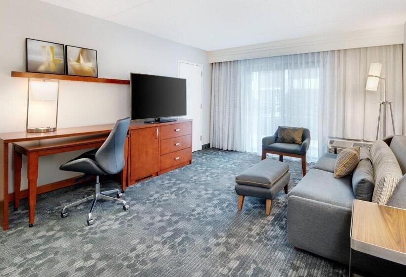 Suite, Courtyard By Marriott Birmingham Homewood